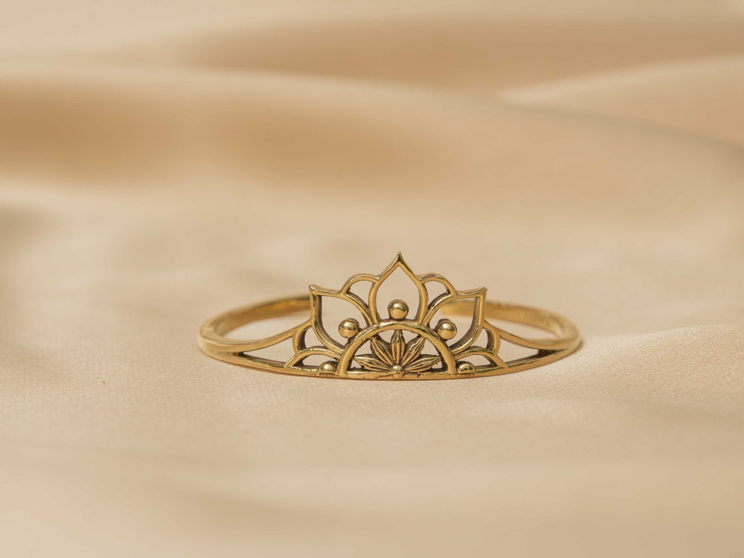 Mandala bangle handmade brass bracelet in gold — Land of Sundara