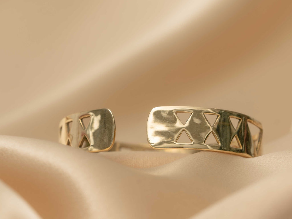 Scarab bracelet handmade brass bracelet in gold — Land of Sundara