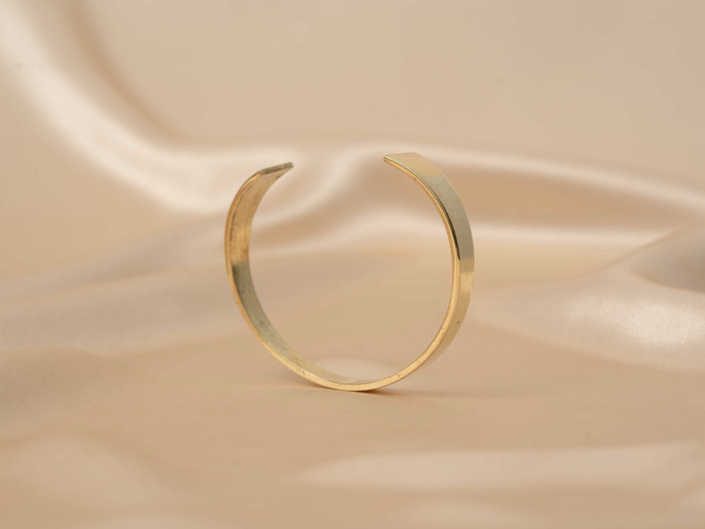 Sona bangle handmade brass bracelet in gold — Land of Sundara