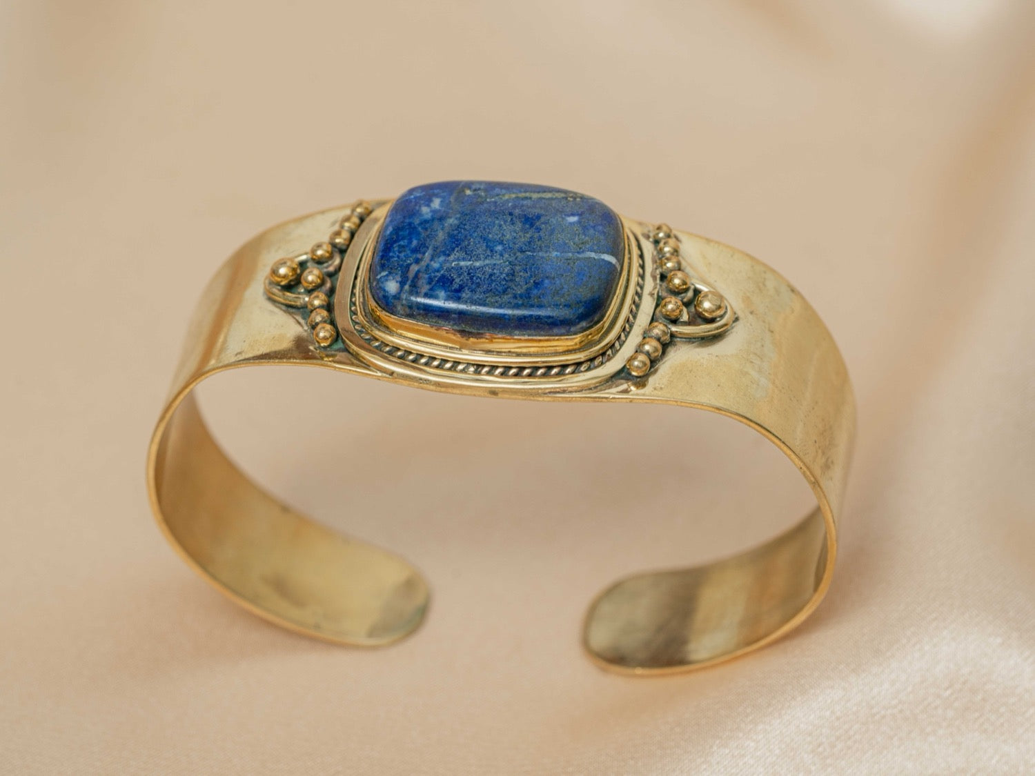 Selene handmade brass bracelet with lapis lazuli stone — Land of Sundara
