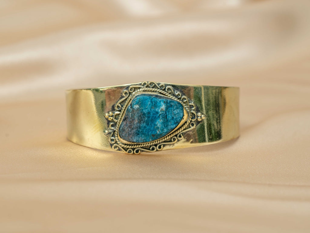Astra handmade brass bracelet with blue apatite stone — Land of Sundara