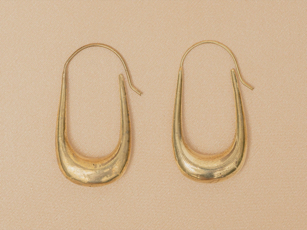 Gaia Earring – Brass handmade brass earring in gold — Land of Sundara