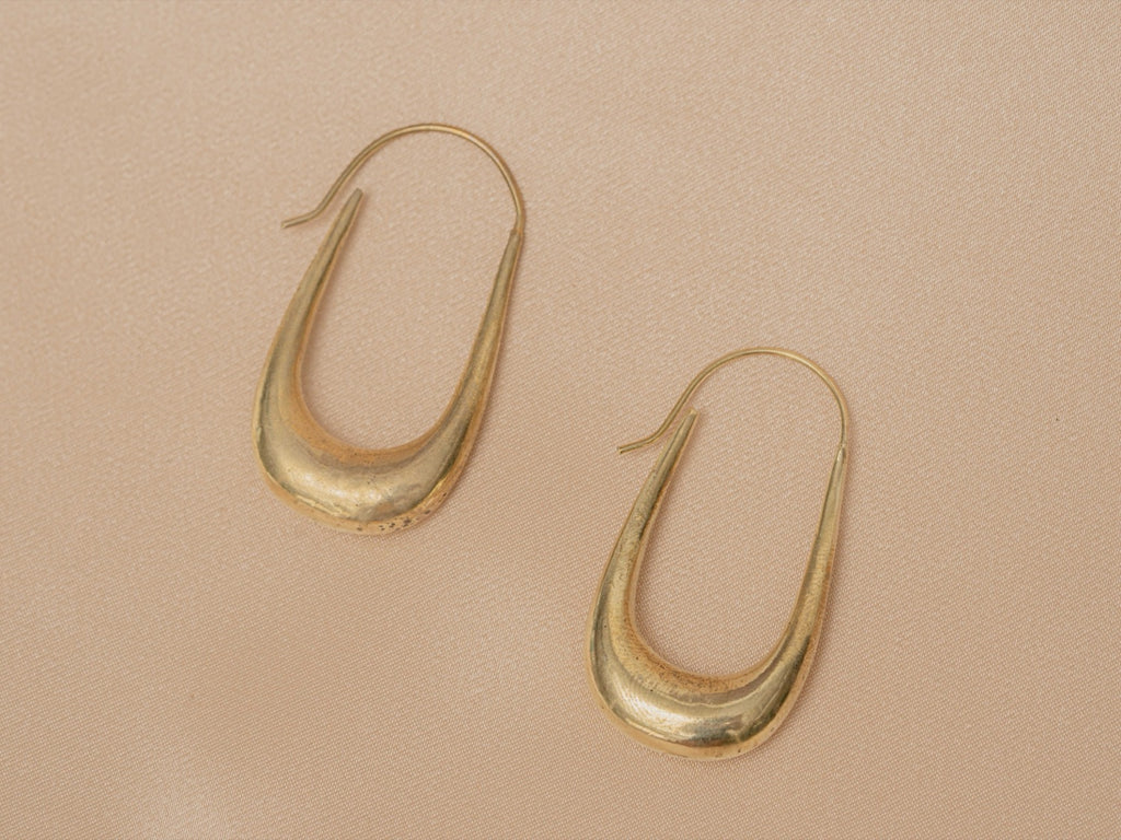 Gaia handmade silver plated earring in silver — Land of Sundara