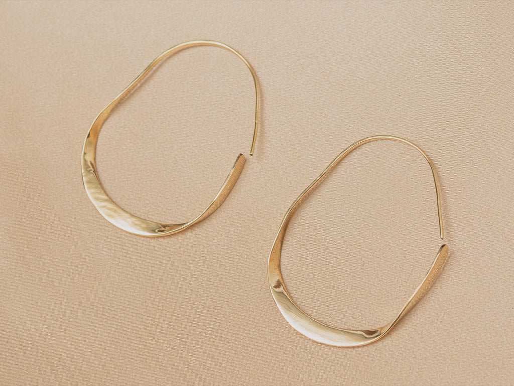 Avalon Twist Hoop handmade silver plated earring in silver — Land of Sundara