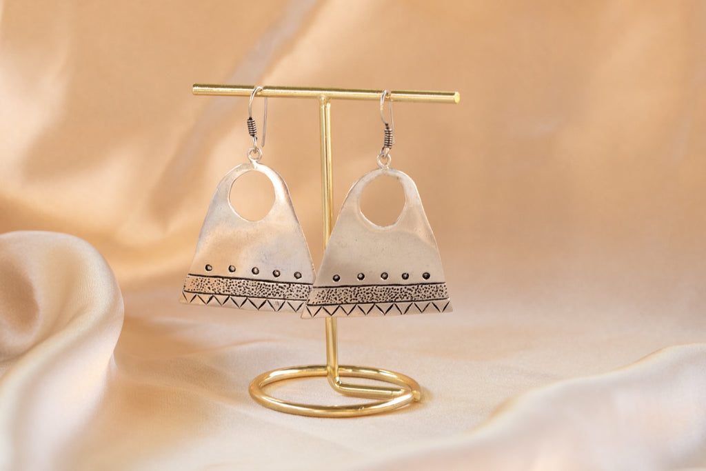 Meridian handmade silver plated earring in silver — Land of Sundara