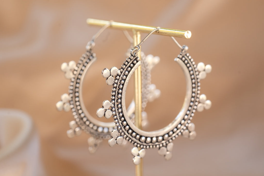 Wanderer Hoop handmade silver plated earring in silver — Land of Sundara