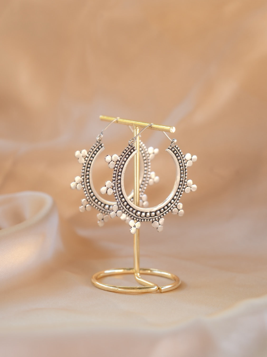 Wanderer Hoop handmade silver plated earring in silver — Land of Sundara