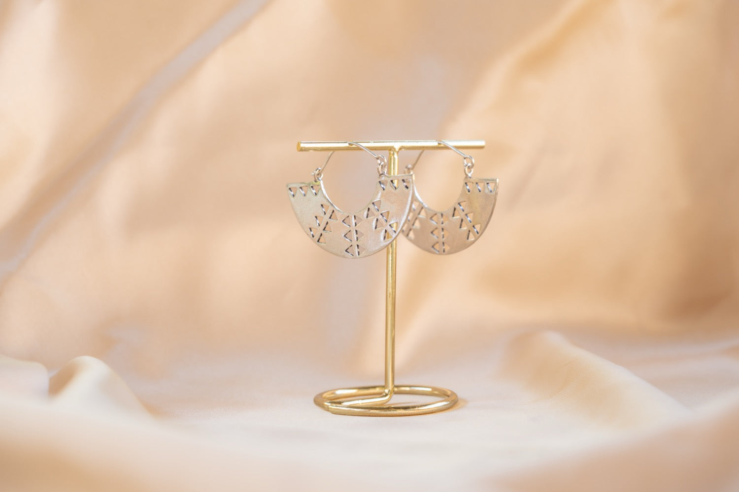 Nubia Hoop handmade silver plated earring in silver — Land of Sundara