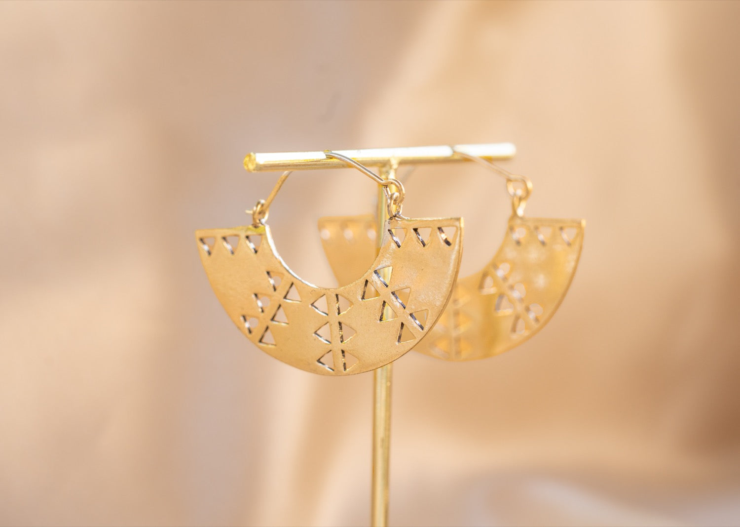 Nubia Hoop handmade silver plated earring in silver — Land of Sundara