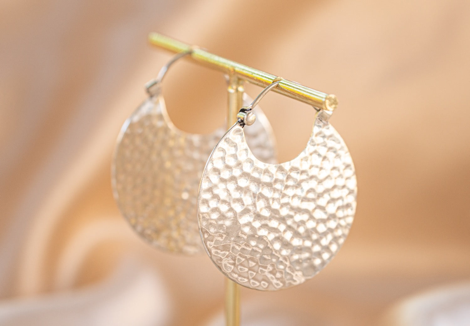Terracotta Hoop handmade silver plated earring in silver — Land of Sundara