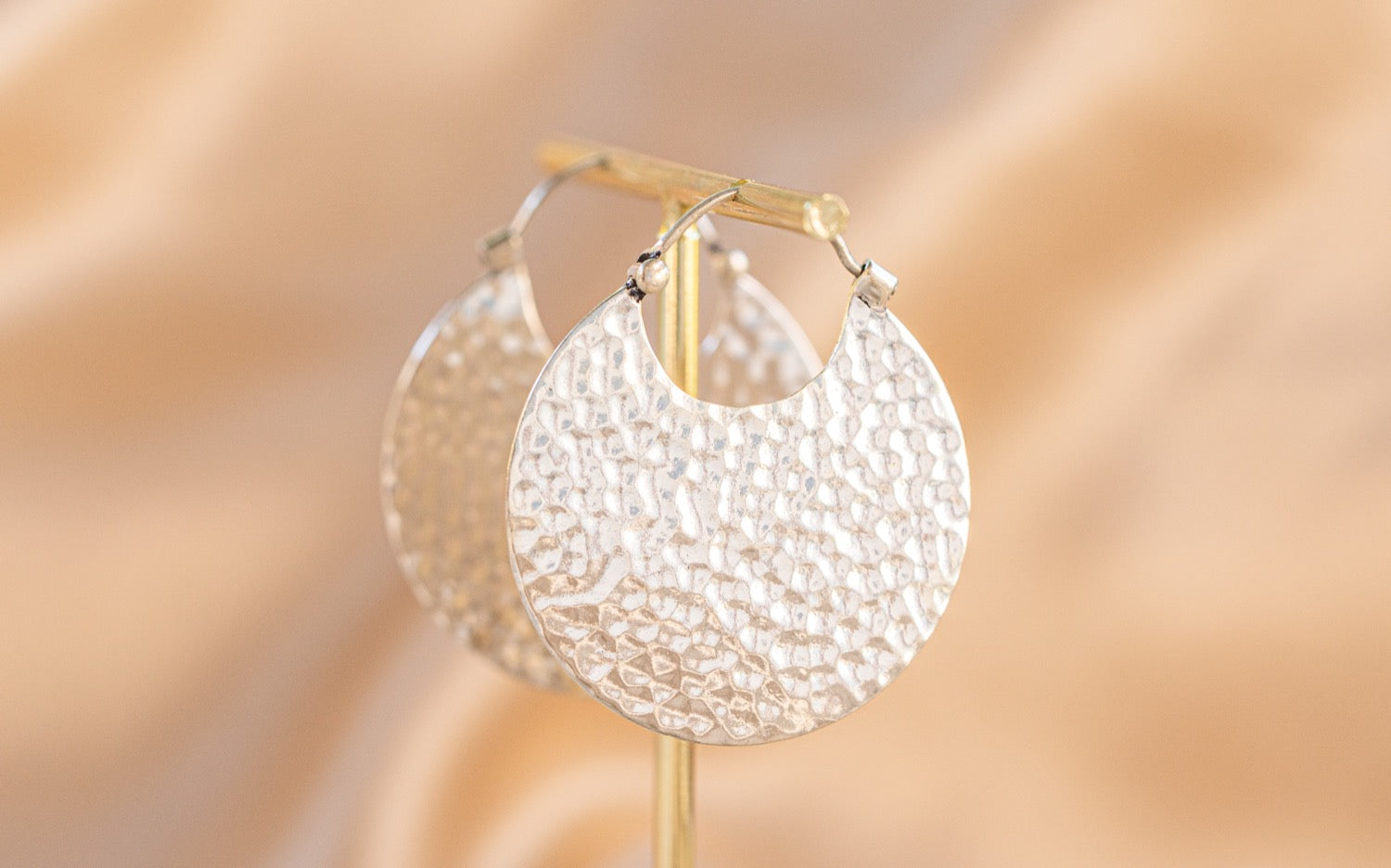 Terracotta Hoop handmade silver plated earring in silver — Land of Sundara