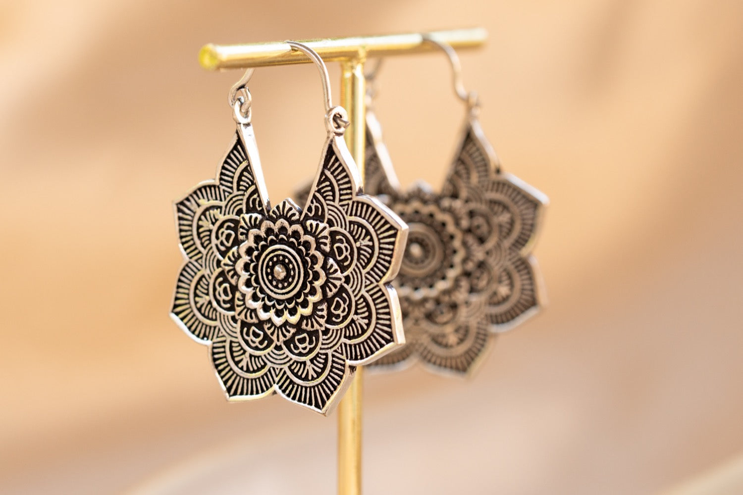 Mandala Bloom handmade silver plated earring in silver — Land of Sundara