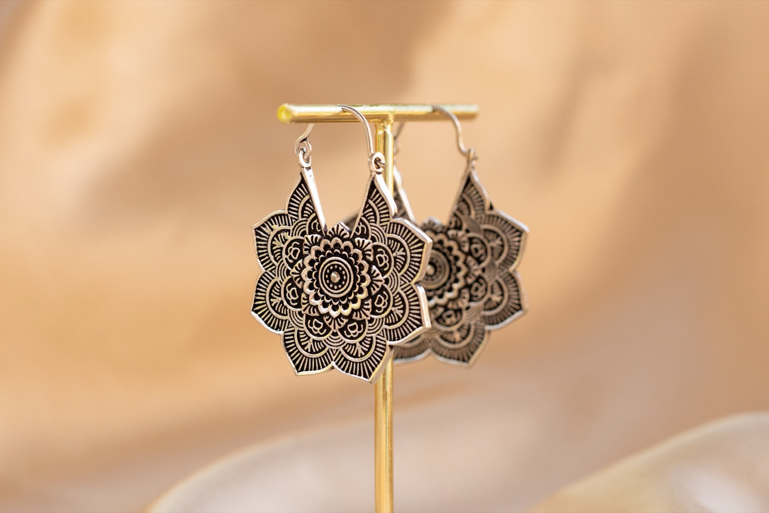 Mandala Bloom handmade silver plated earring in silver — Land of Sundara