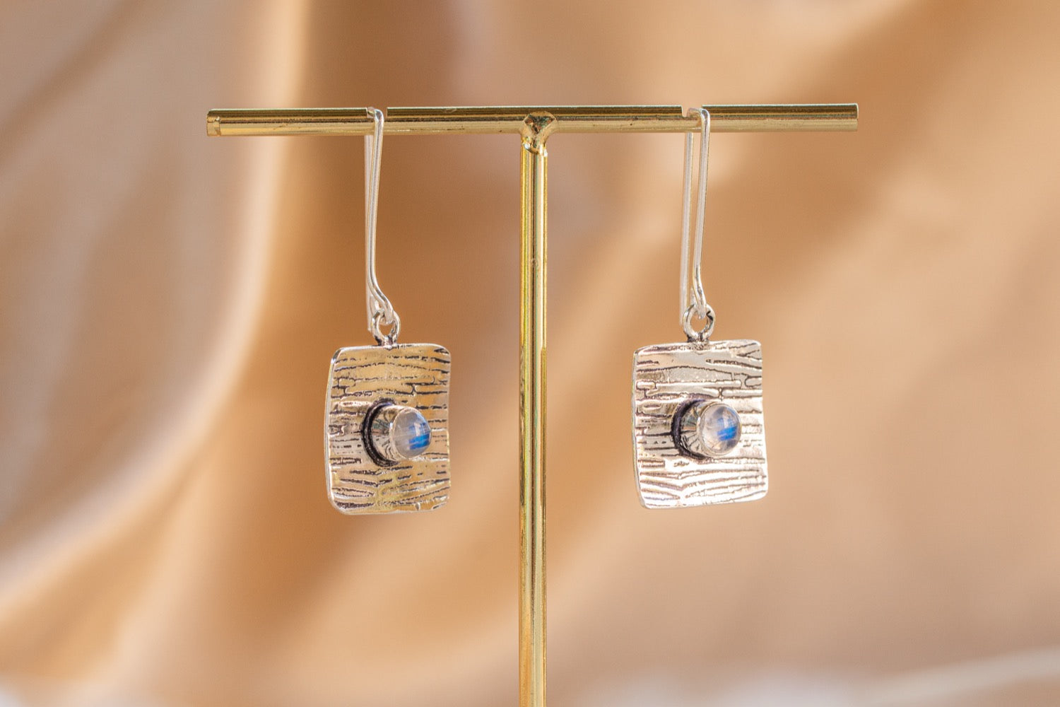 Talisman handmade silver plated earring with malachite stone — Land of Sundara