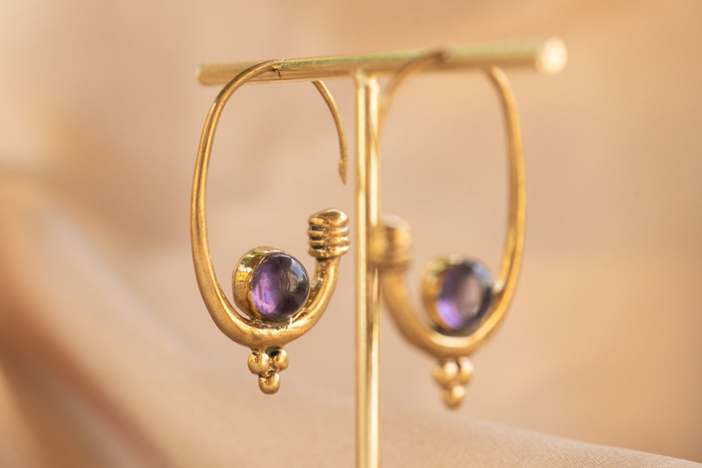 Berber Hoop handmade brass earring with lapis lazuli stone — Land of Sundara