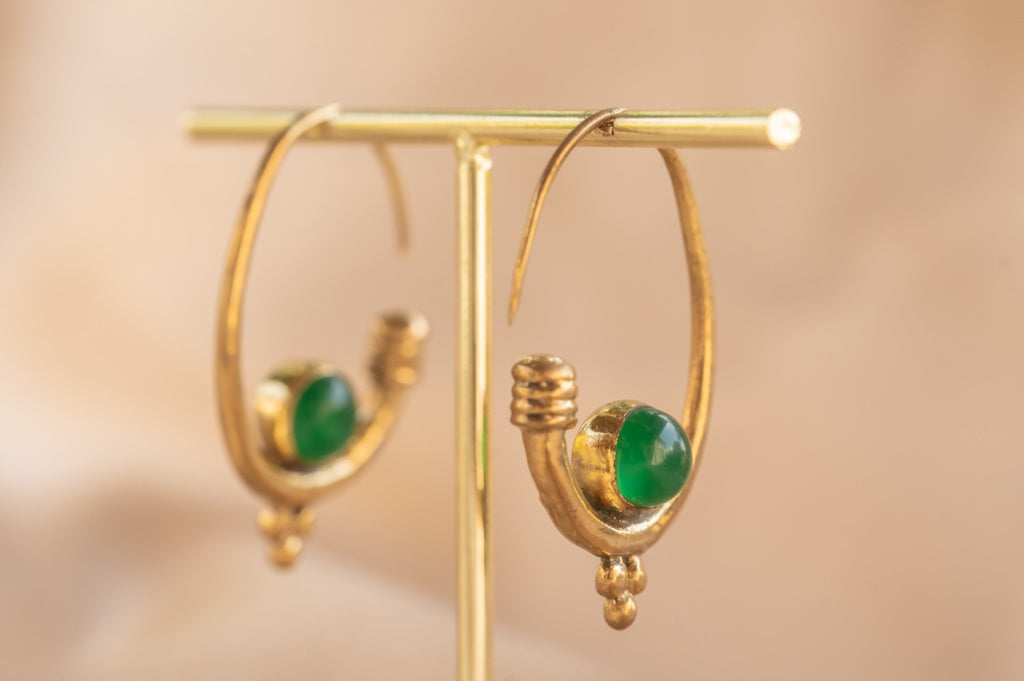 Berber Hoop handmade brass earring with lapis lazuli stone — Land of Sundara