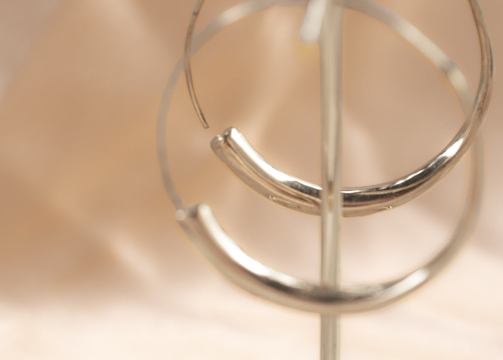 Dune Hoop handmade silver plated earring in silver — Land of Sundara