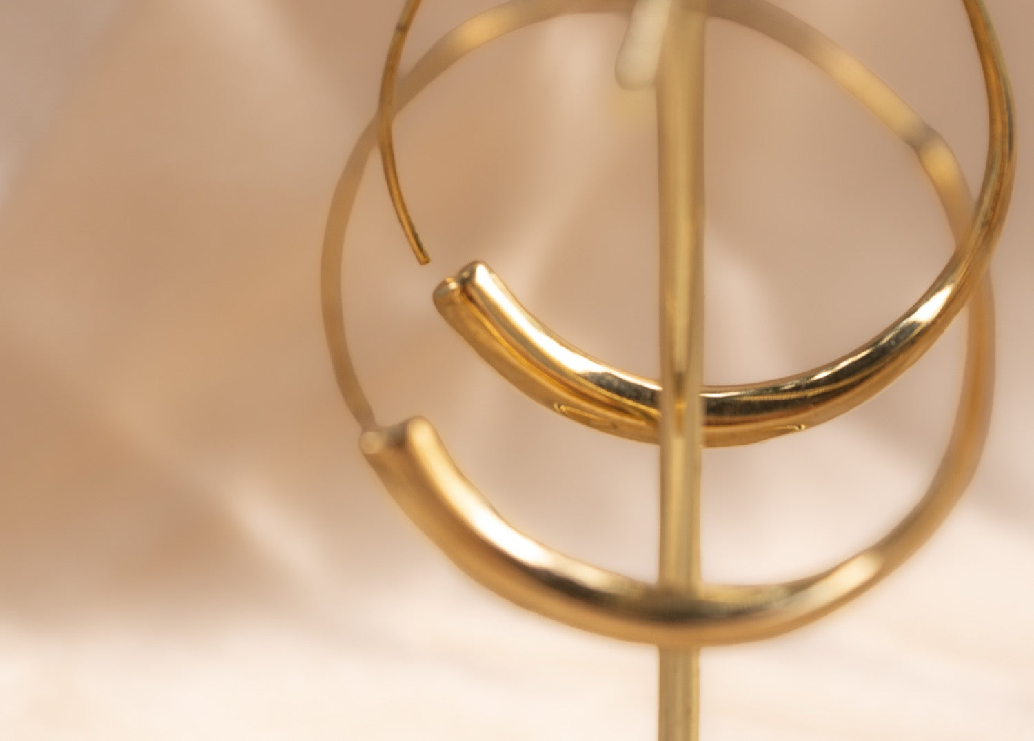 Dune Hoop handmade silver plated earring in silver — Land of Sundara