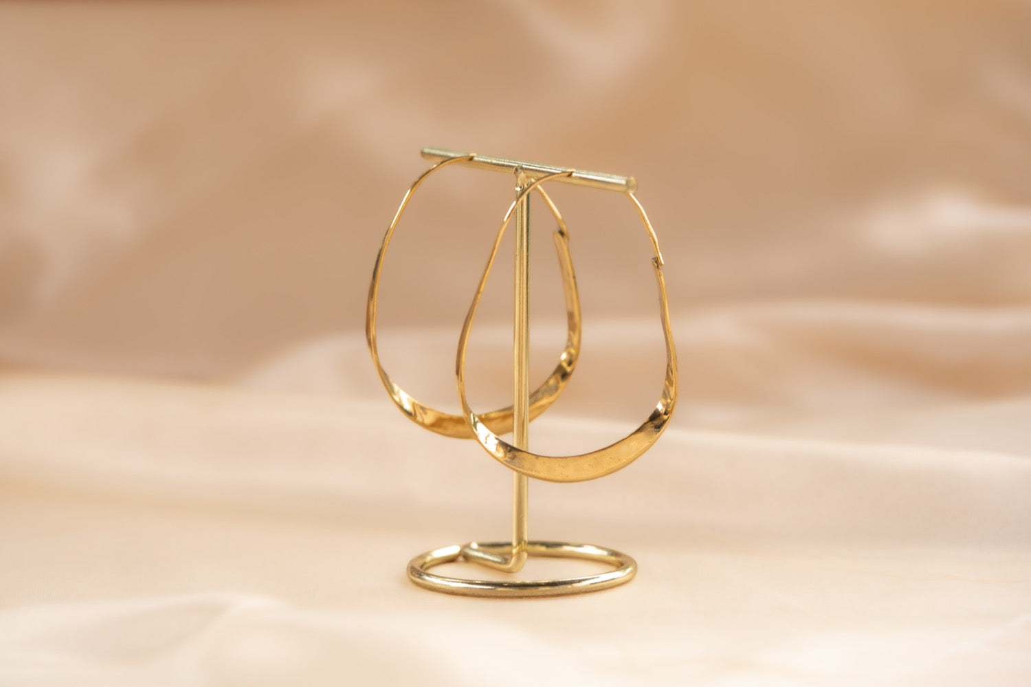 Avalon Twist Hoop handmade silver plated earring in silver — Land of Sundara