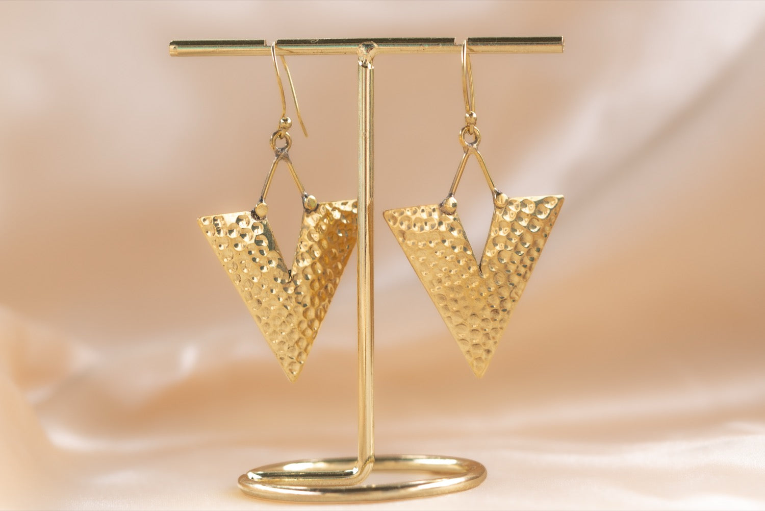 Dune Point handmade brass earring in gold — Land of Sundara