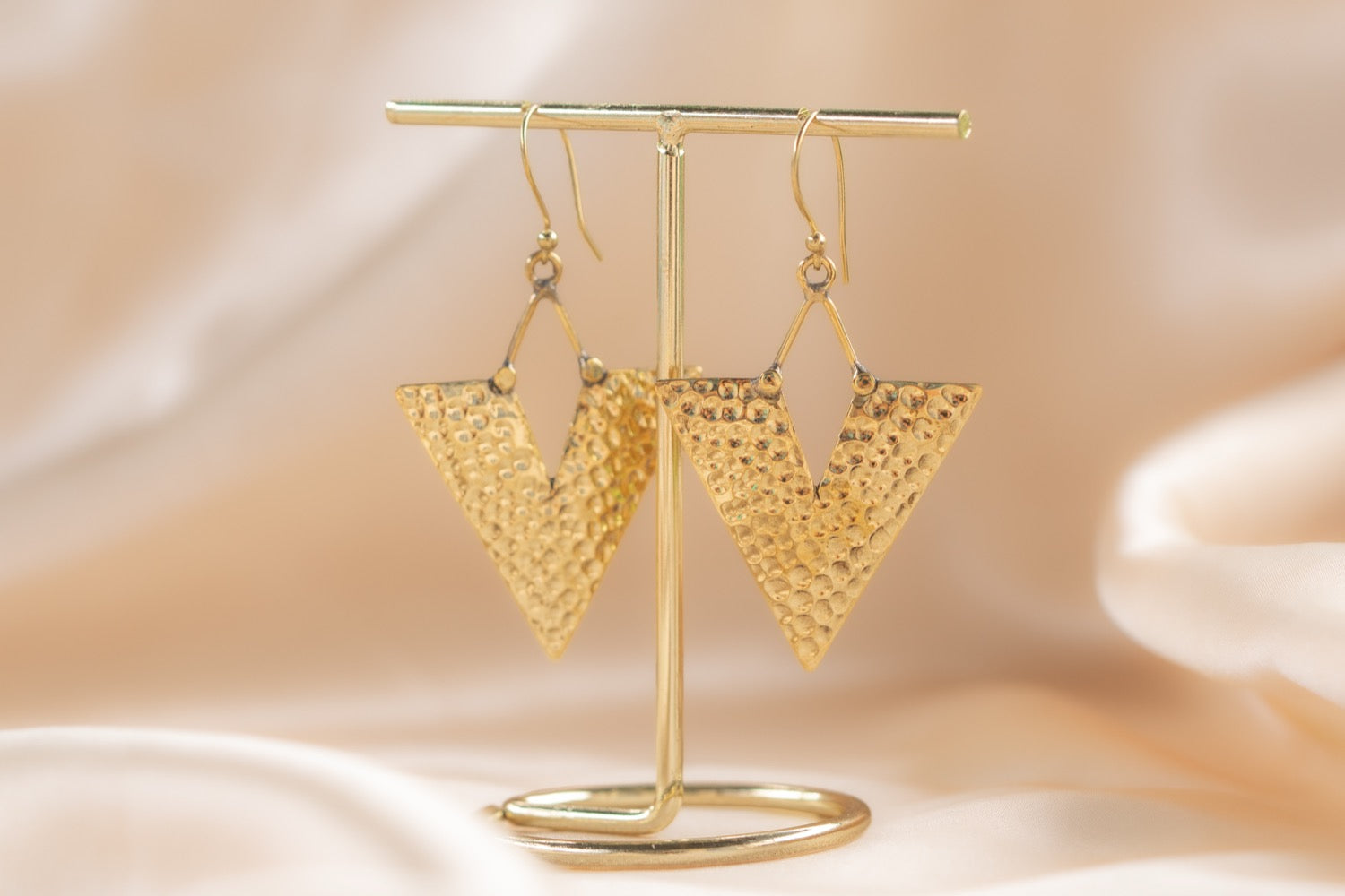 Dune Point handmade brass earring in gold — Land of Sundara