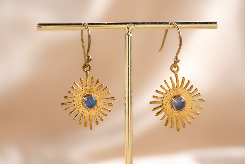 Mini Solstice handmade brass earring with blue labradorite stone — Land of Sundara