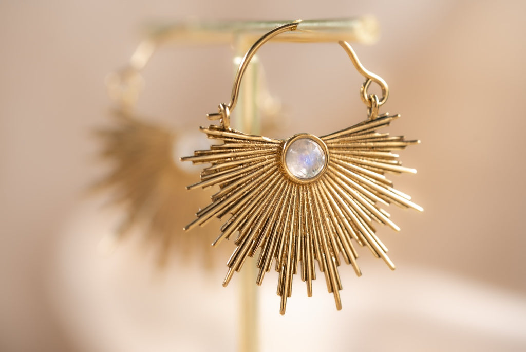 Dawn Half Sun handmade brass earring with rose quartz stone — Land of Sundara