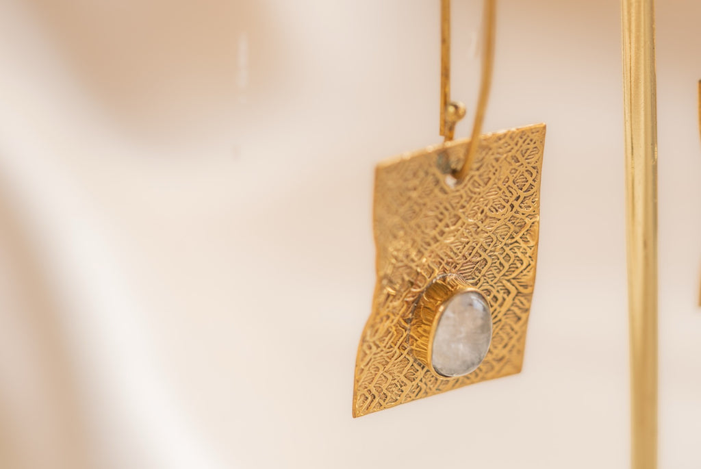 Talisman handmade brass earring with lapis lazuli stone — Land of Sundara