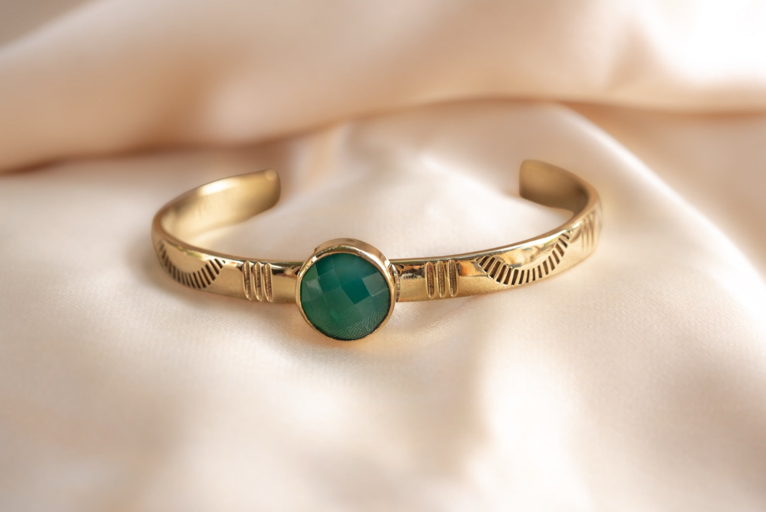 Sun band w gem handmade brass bracelet with ruby stone — Land of Sundara