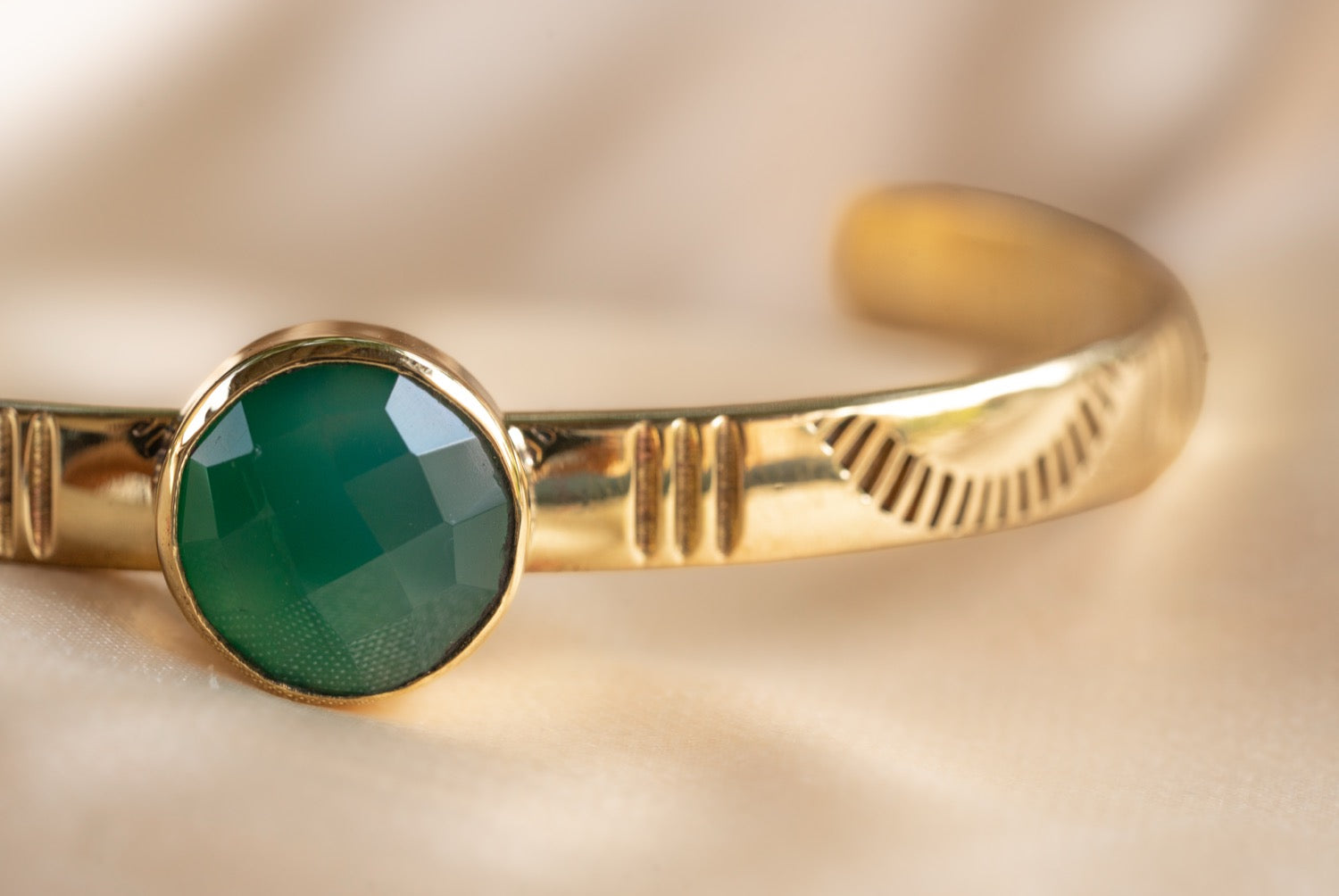 Sun band w gem handmade brass bracelet with ruby stone — Land of Sundara