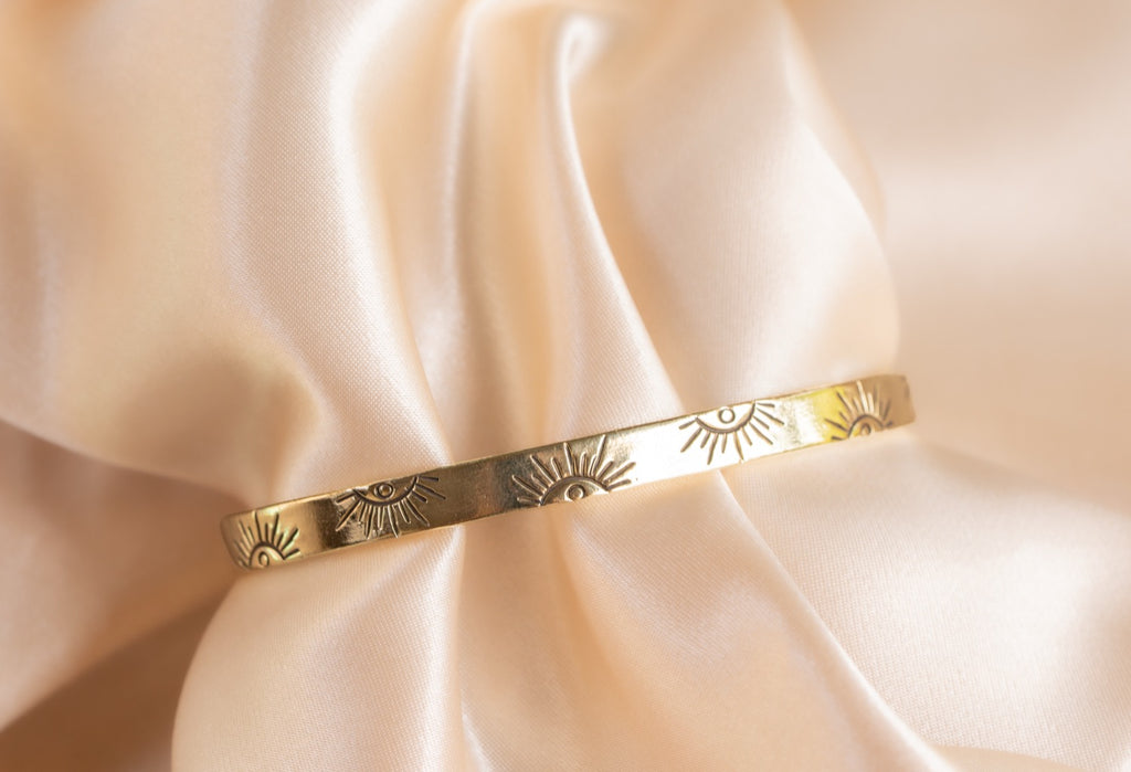 Sun band handmade brass bracelet in gold — Land of Sundara