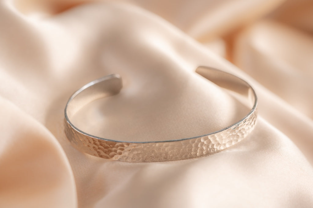 Hammered silver handmade silver plated bracelet in silver — Land of Sundara