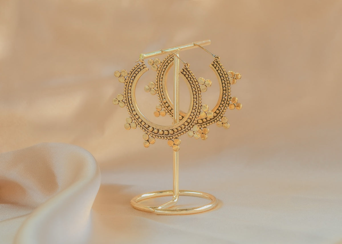 Wanderer Hoop – Brass handmade brass earring in gold — Land of Sundara