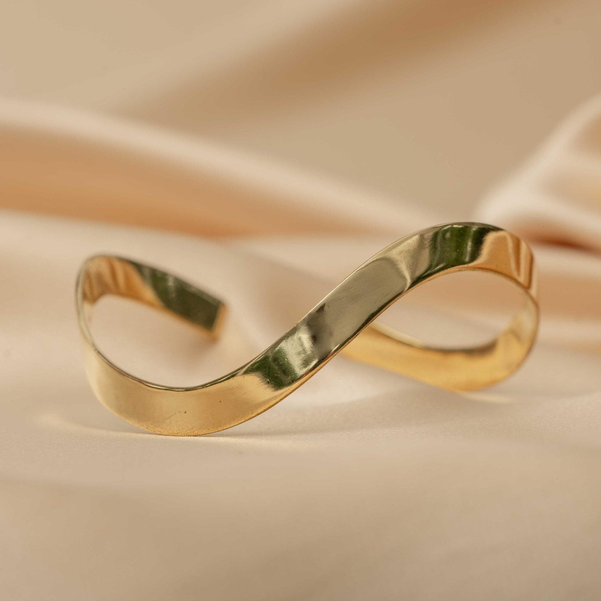 Infinity Gold Bangle  - need description