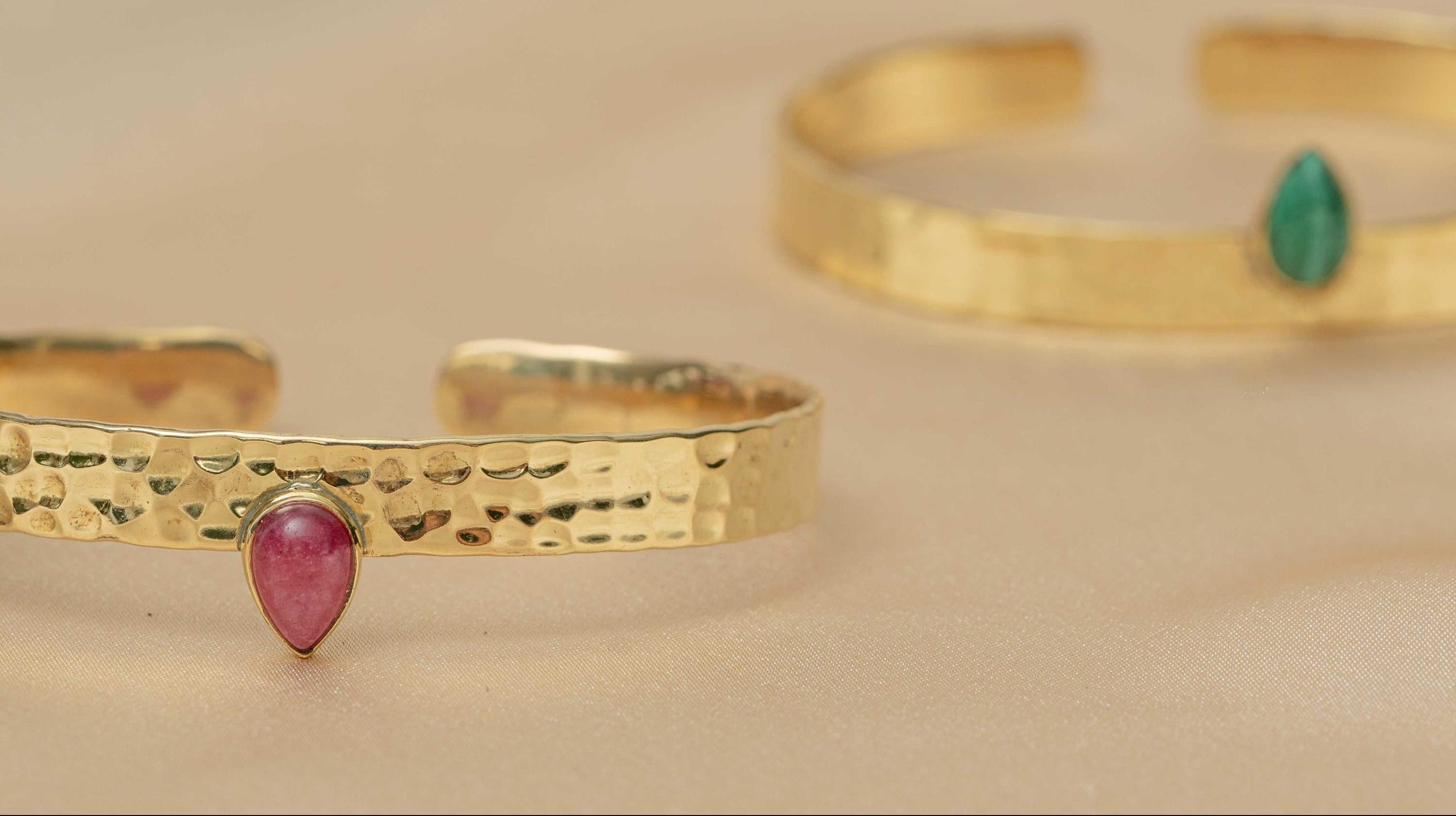 Inca Stone Hammered Bracelet in Scarlett