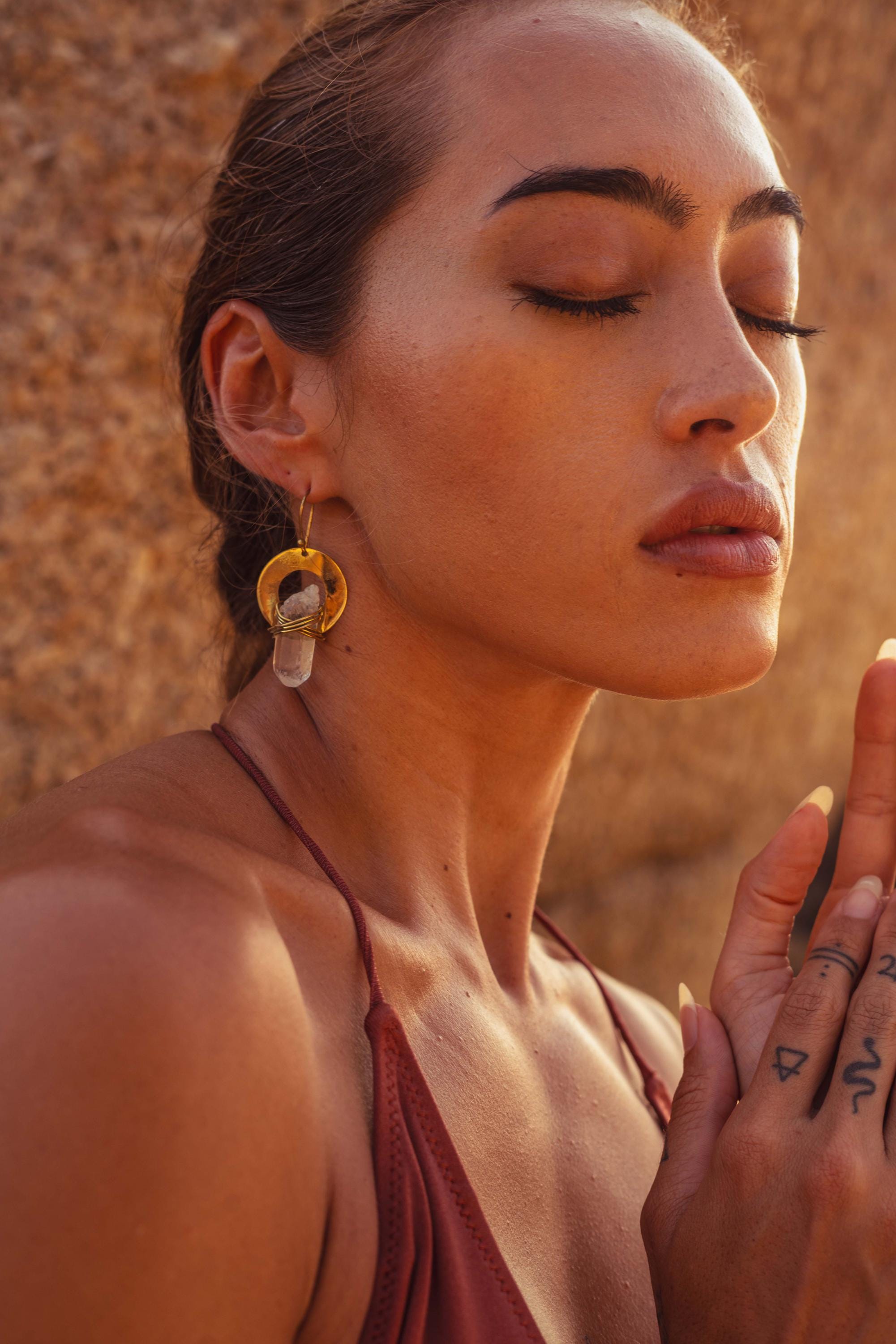 Wrapped Up White Quartz Earring