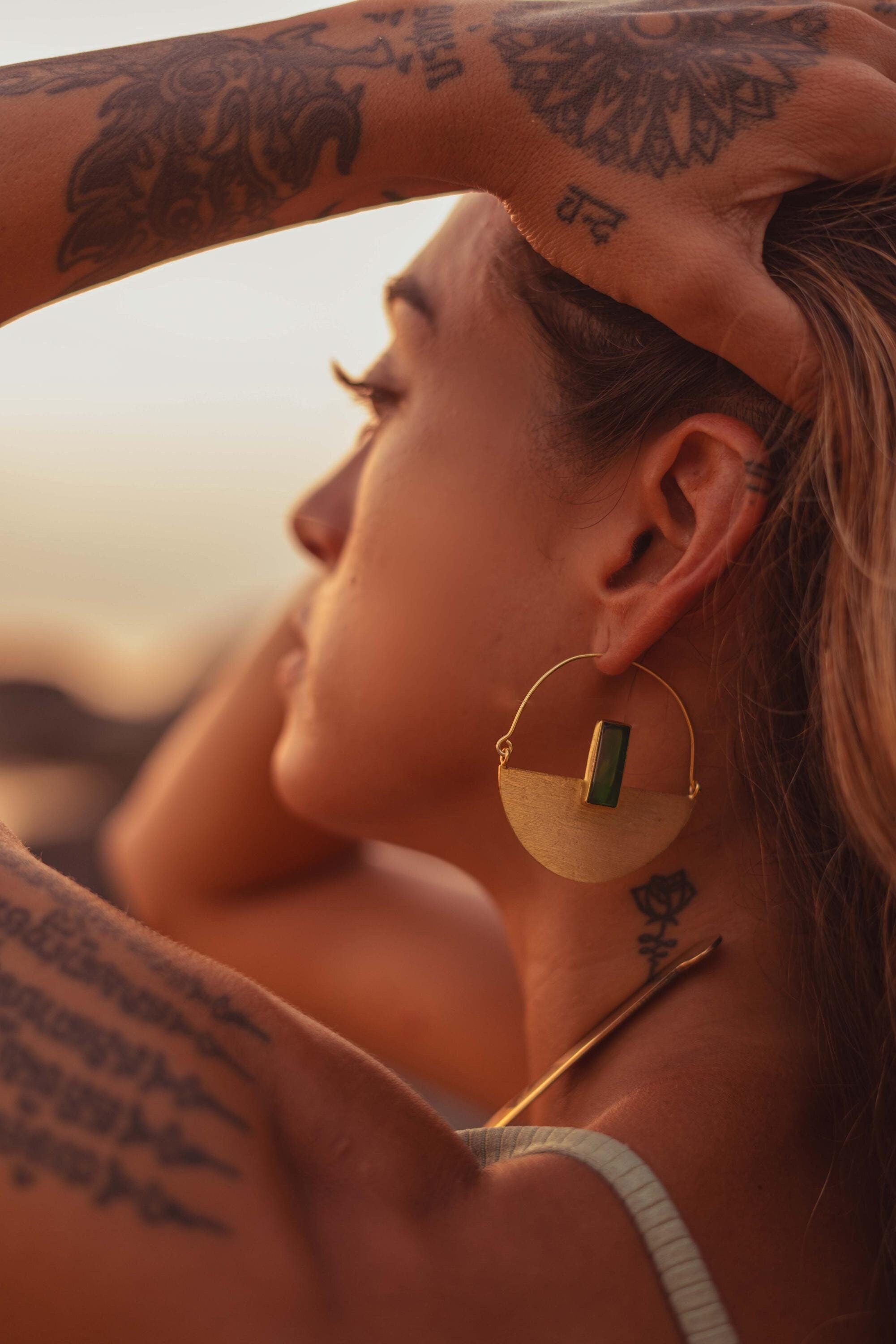 Prisma Emerald Hoop Earring