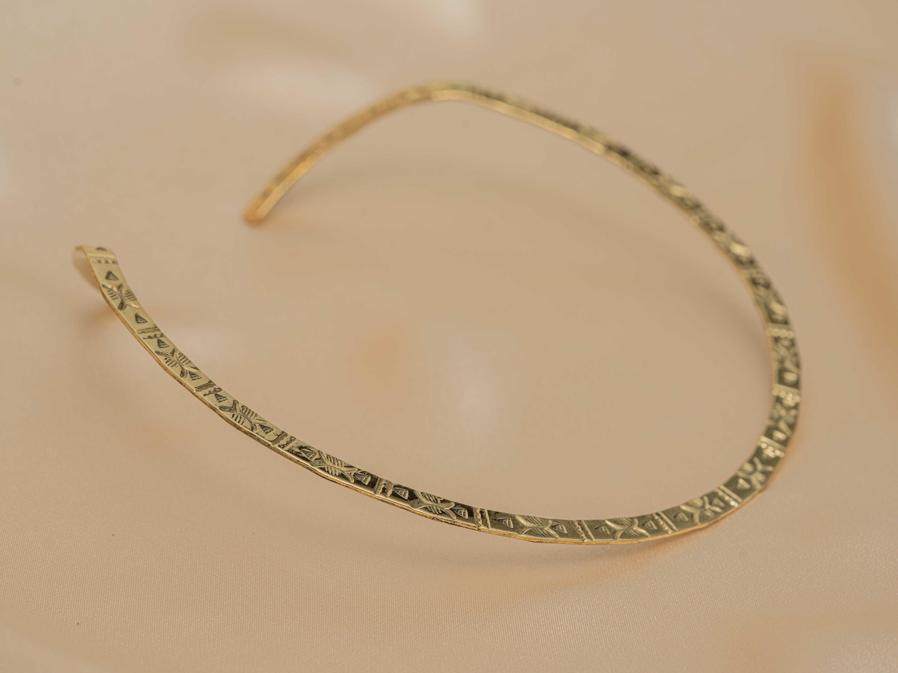 Dahar Collar