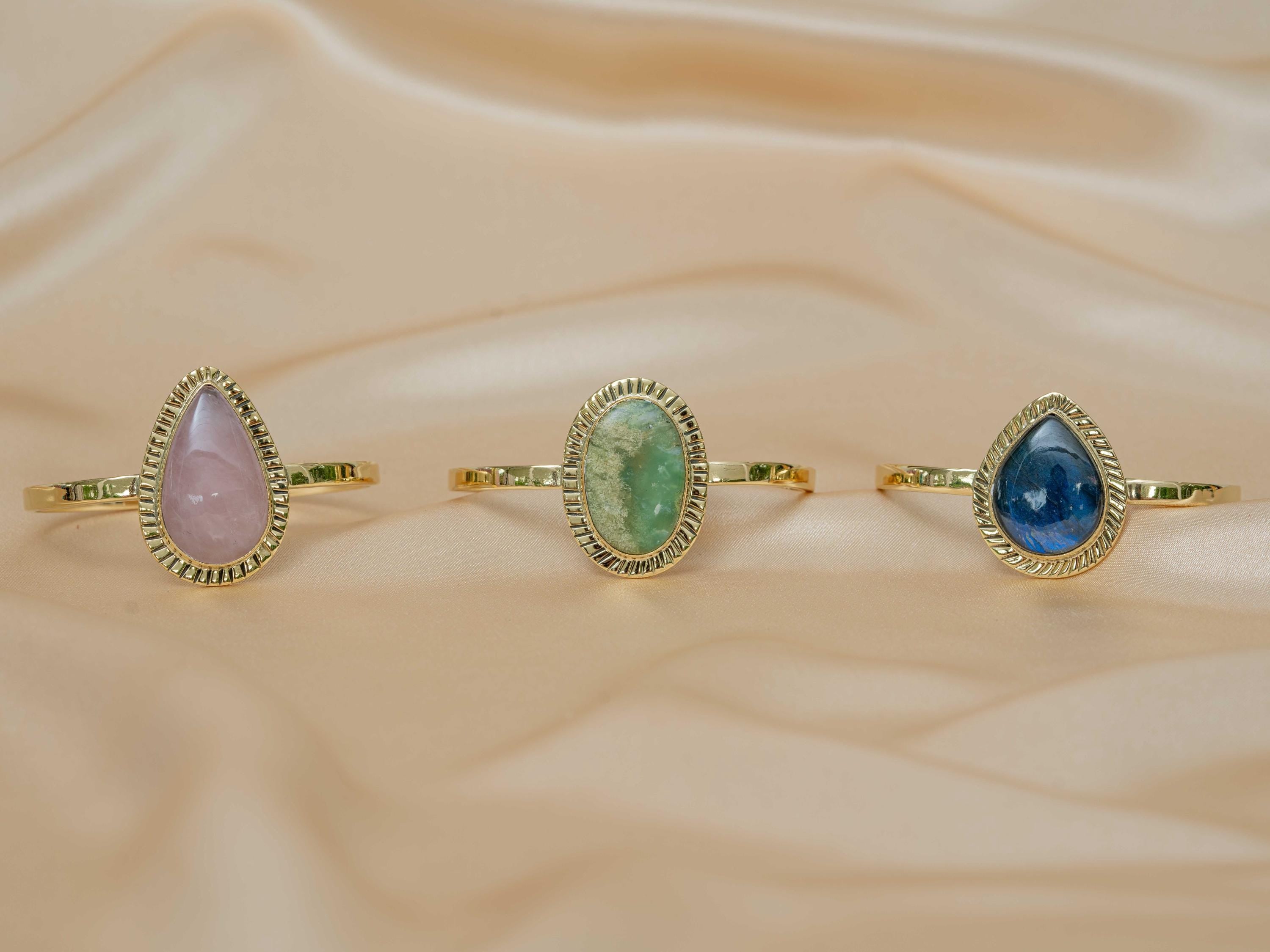 Mani Teardrop Bracelet in Mint