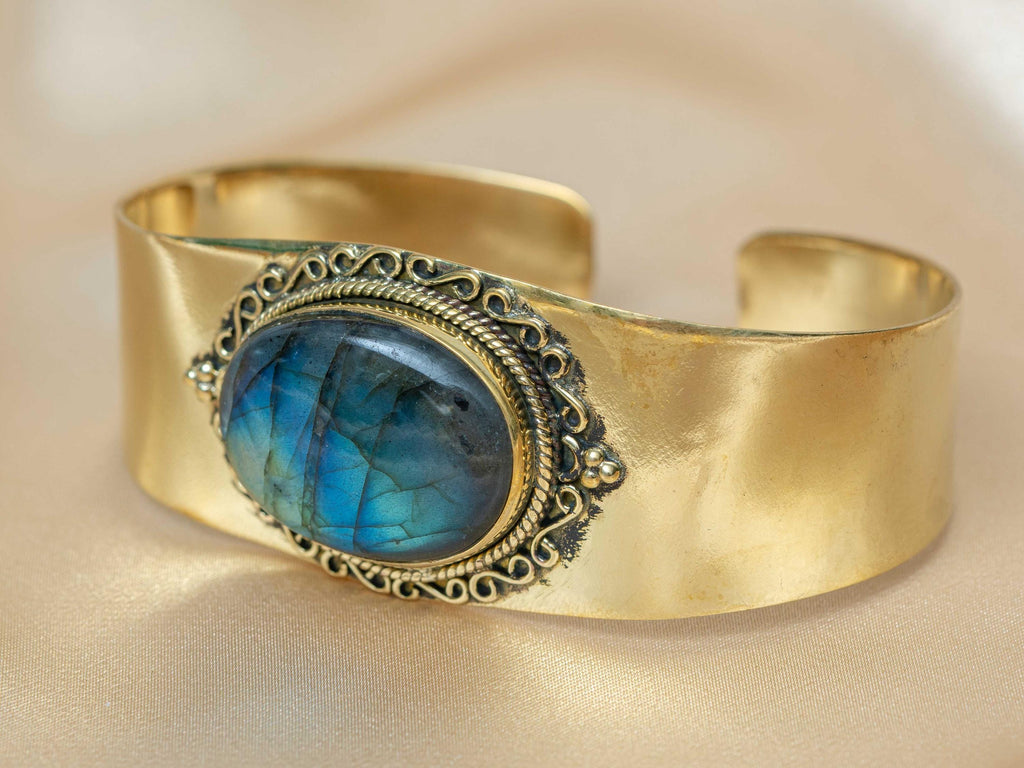 Nyx Bracelet