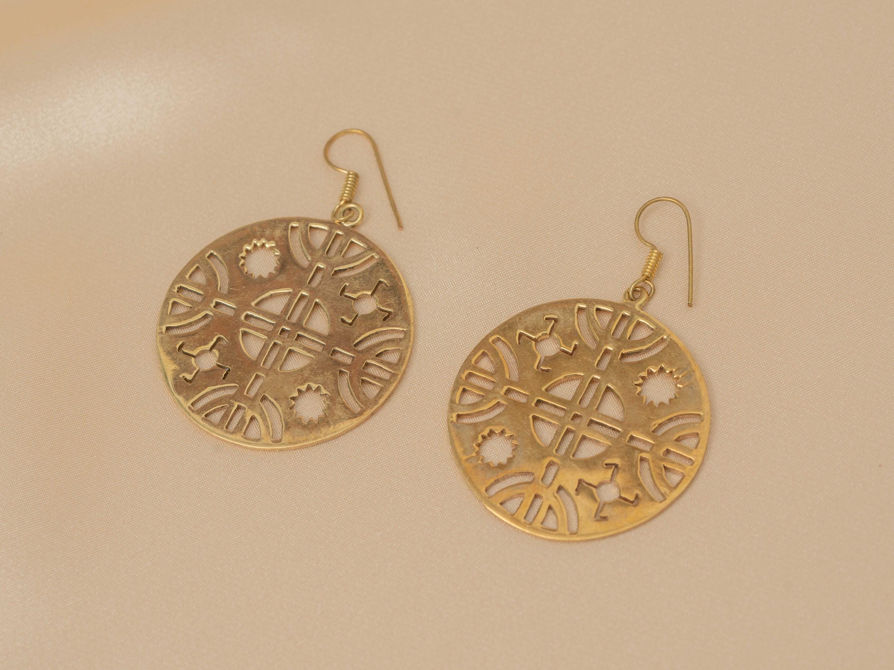 Inka Ruin Disc Earrings
