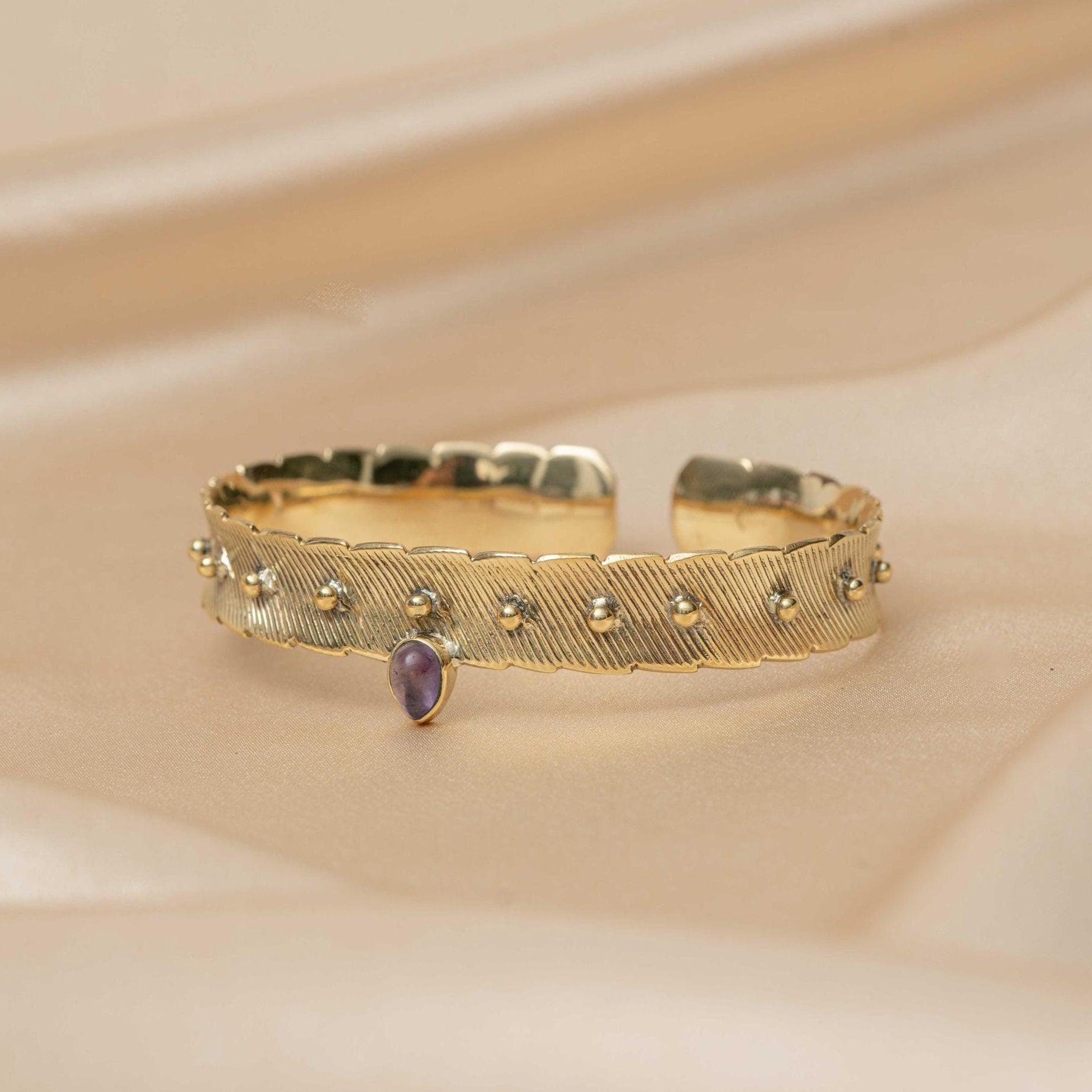 Ananda Warrior Hammered Bracelet in Amethyst